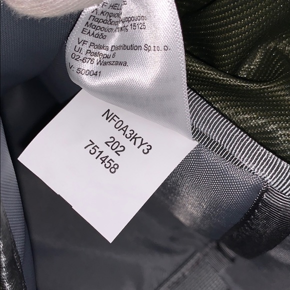 NWT The North Face Top Loader Daypack Backpack - Picture 10 of 13